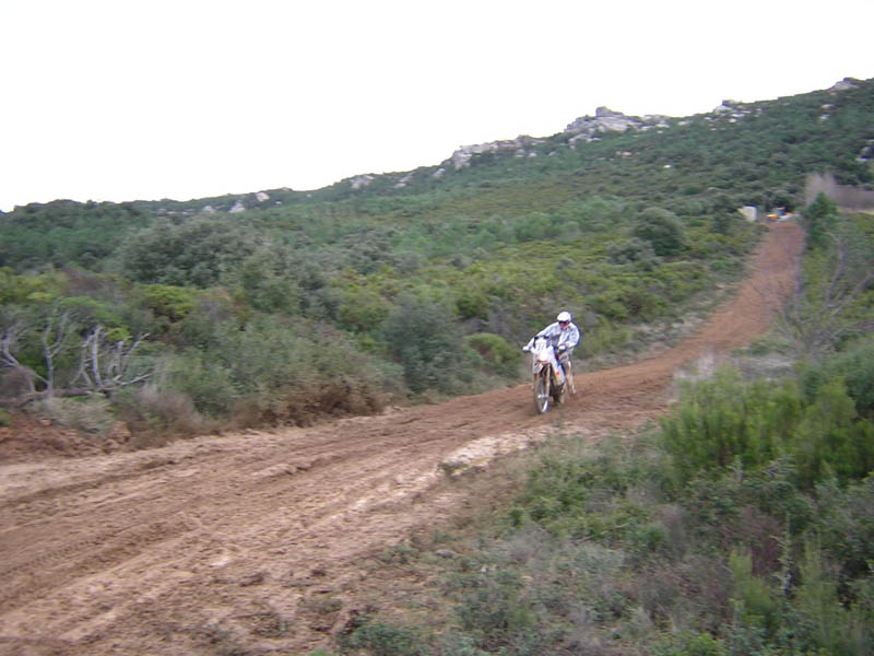 moto-31-003.jpg