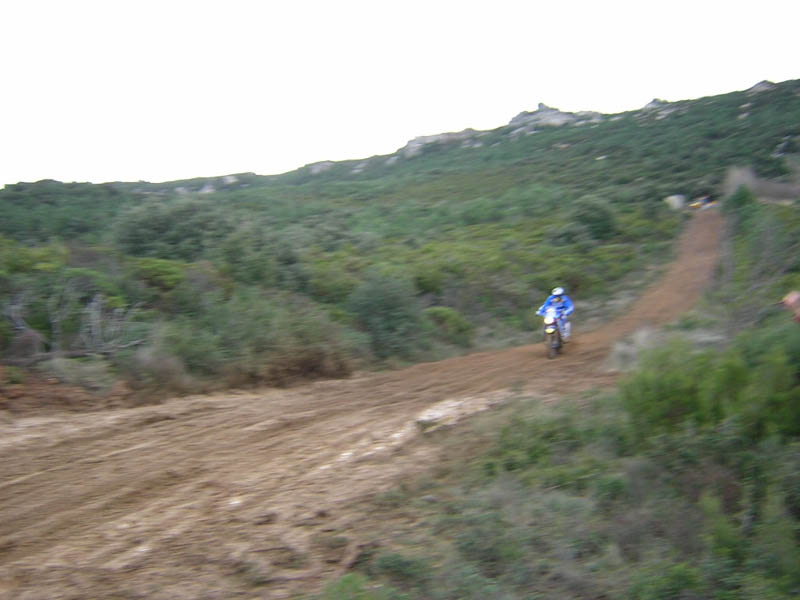 moto062-002.jpg